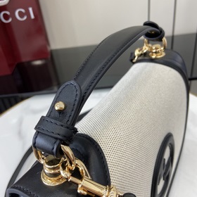 Новая модель Средняя сумка из серии Gucci Blondie Новая сумка из 