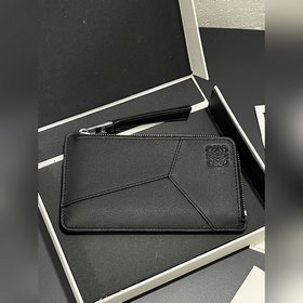 Мужской кошелек на молнии Этот кошелек вдохновлен сумкамиз серии