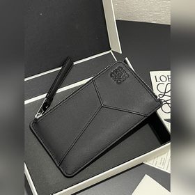 Мужской кошелек на молнии Этот кошелек вдохновлен сумкамиз серии 