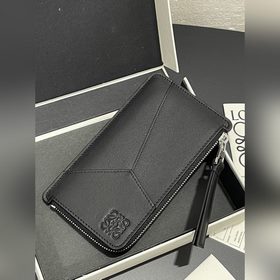 Мужской кошелек на молнии Этот кошелек вдохновлен сумкамиз серии 