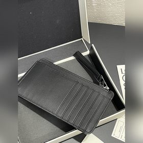 Мужской кошелек на молнии Этот кошелек вдохновлен сумкамиз серии 