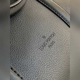 M59159 Черный, высший сорт, чип с кодом. Этот портфель изготовлен