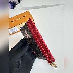 Эксклюзивная фотография оригинального заказа из-за рубежа M12215!