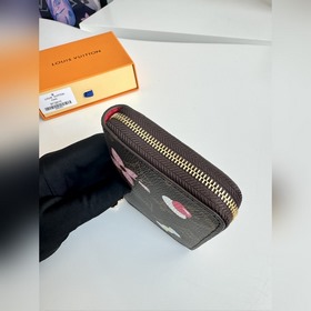 Эксклюзивные фотографии оригинального заказа из-за рубежа M12210!