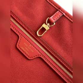 Динамичная сумка Neverfull среднего размера с волнистым узором M1