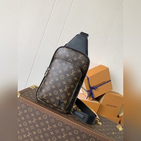 Высококачественный оригинал с кодом M46327. Модель Avenue из ткан