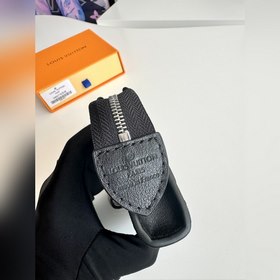 Оригинальный зарубежный товар M82776 с тиснением, эксклюзивные фо