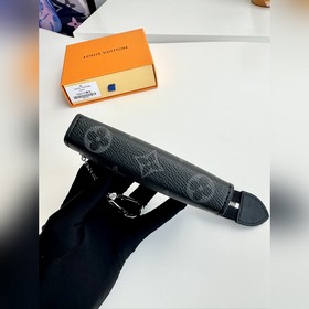 Оригинальный зарубежный товар M82776 с эксклюзивными фотографиями