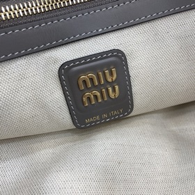 Новая модель Женская сумка Miu IVY из кожи быка Эта классическая 