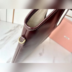 «Кожа высшего качества от производителя» с полным комплектом упак
