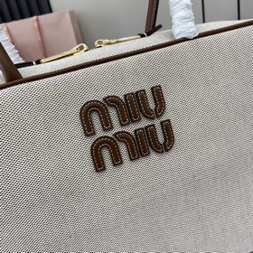 Новая модель MIU оригинальная сумка из канваса с коричневым ремне