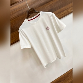 Рекомендуем  Prada 2025ss весенняя коллекция. Футболка Prada с к