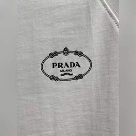 Prada – идеальный вариант для ношения отдельно или в качестве осн