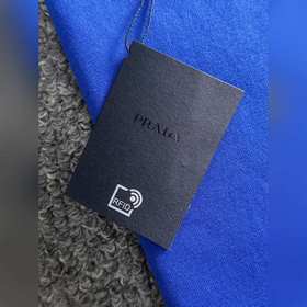 Prada 2025ss новейшая модель короткорукавной футболки, оригинальн