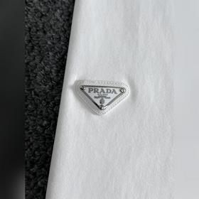 Prada 2025ss новейшая модель короткорукавной футболки, оригинальн