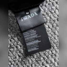 Prada 2025ss новейшая модель короткорукавной футболки, оригинальн