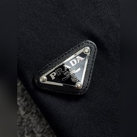 Prada 2025ss новейшая модель короткорукавной футболки, оригинальн