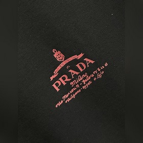 Рекомендуем  Prada 2025ss весенняя коллекция. Футболка Prada с к
