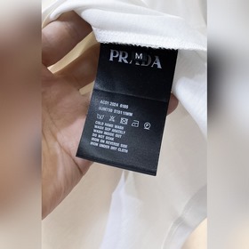 J626 PA Prada 25SS весна-лето, новая модель с круглым вырезом и к