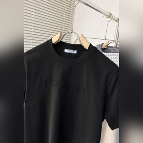 J626 PA Prada 25SS весна-лето, новая модель с круглым вырезом и к