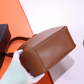 Высококачественная кожа оригинального производства. Артикул： 7139