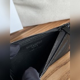 Карточный чехол YSL SAINT LAURENT из кожи с узором виде шариков К