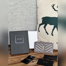 Картодержатель YSL SAINT LAURENT из кожи с узором виде шариков Ка