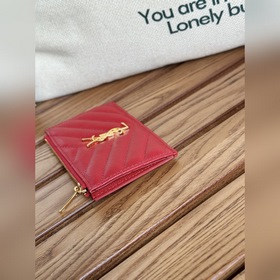 Картодержатель YSL SAINT LAURENT из кожи с узором виде шариков Ка