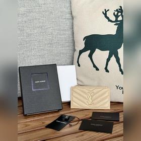 Карточный чехол YSL SAINT LAURENT из кожи с узором виде шариков К