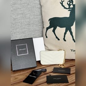 SAINT LAURENT Мини-кошелек из кожи с узором виде шариков Очень кр