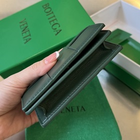 #Bv Новый визитница с крупной плетеной структурой. 651396 Этот бо
