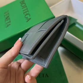 #Bv Новый визитница с крупной плетеной текстурой. 651396 Этот бол