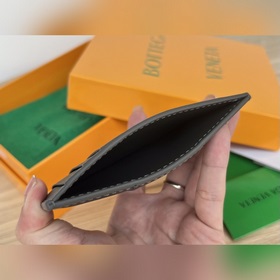 Новый большой кожаный кошелек BV 649597. Простой кошелек для хран