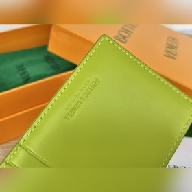 Новый большой кожаный кошелек BV 649597. Простой кошелек для хран
