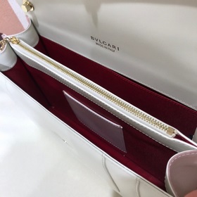 Bvlgari обновленная версия из мягкой и нежной кожи, вдохновленная