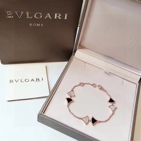 Уровень покупки Bvlgari Diva серия Черно-белая юбка Браслет Класс