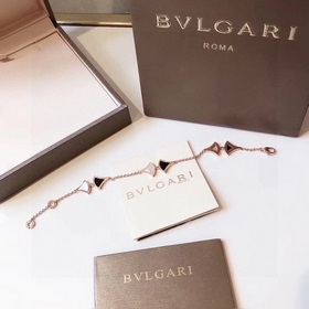 Уровень покупки Bvlgari Diva серия Черно-белая юбка Браслет Класс