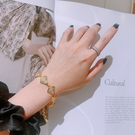 Браслет Bulgari из V-золота. Серия DIVAS DREAM от BVLGARI. Идеаль