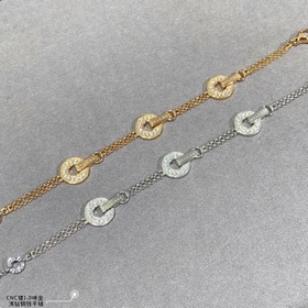 Браслет Bulgari с бриллиантами в форме монет. Этот браслет имеет 