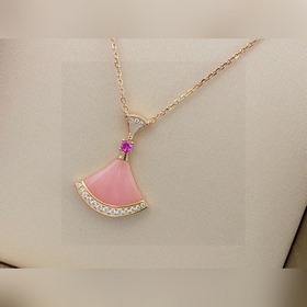 Bulgari, ограниченная серия, натуральный розовый камень, колье-юб