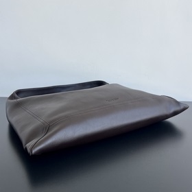 Новая сумка через плечо BV Hop 803976. Представляем вам сумку Hop