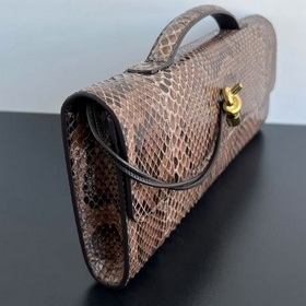 #BV Clutch сумка-клатч из змеиной кожи 794945. Змеиный узор делае