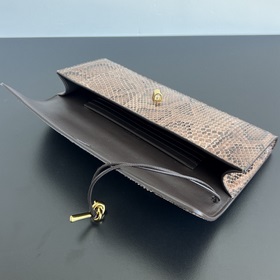 #BV Clutch сумка-клатч из змеиной кожи 794945. Змеиный узор делае
