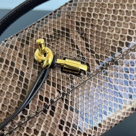 #BV Clutch сумка-клатч из змеиной кожи 794945. Змеиный узор делае