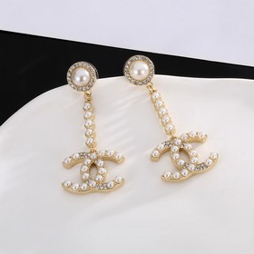 Chanel серьги-гвоздики, точная копия оригинала, высококачественна