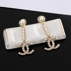 Chanel серьги-гвоздики, точная копия оригинала, высококачественна