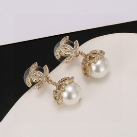 Chanel сережки-гвоздики, высококачественная копия оригинала, изго