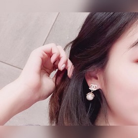 Chanel сережки-гвоздики, высококачественная копия оригинала, изго
