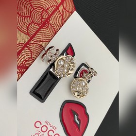 Серьги Chanel в форме ракушек с морем и морепродуктами пользуются