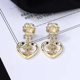 CHANEL Новые серьги. Каждая деталь выполнена с высочайшим качеств